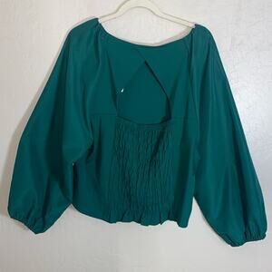 Banana republic puff sleeve top. NWT.